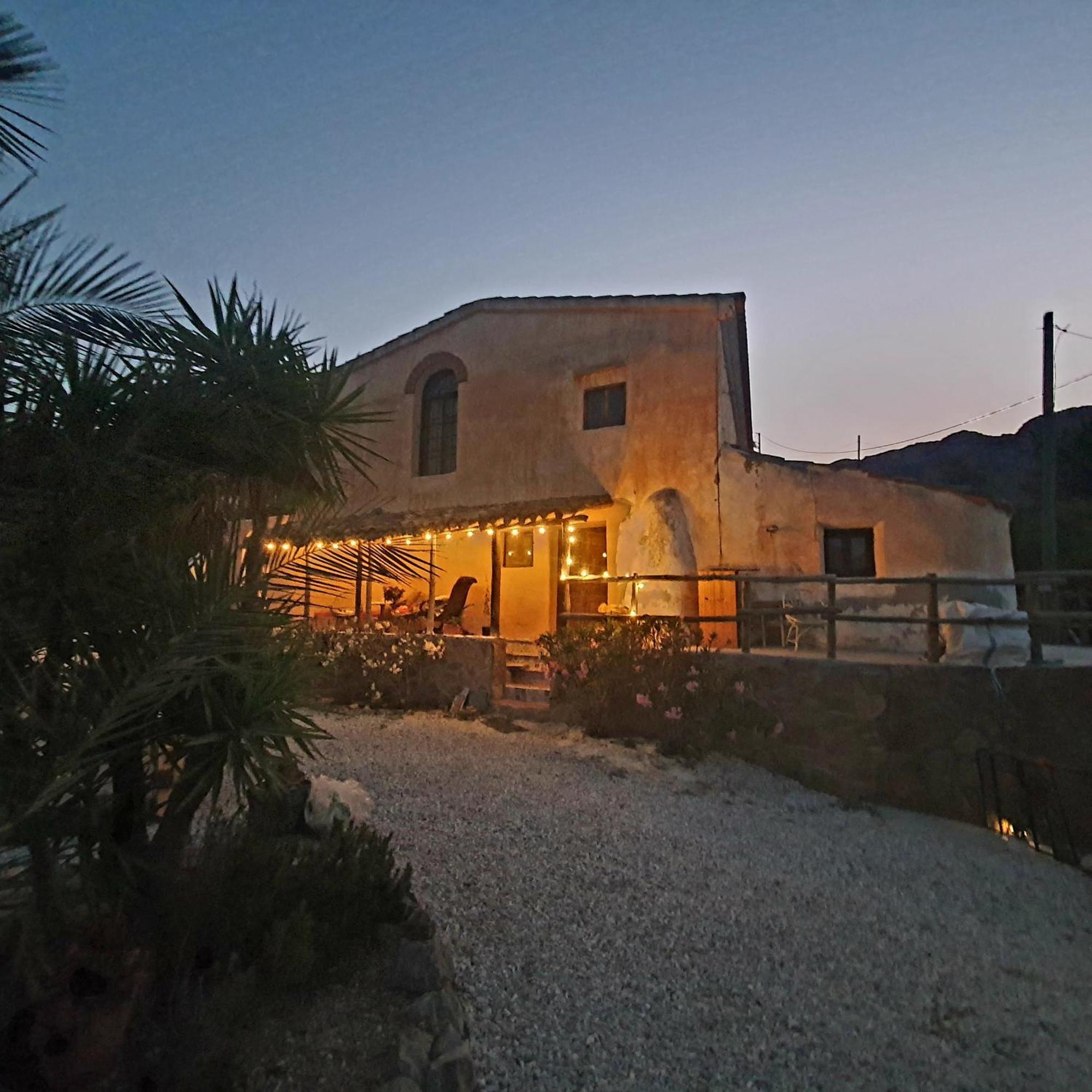 Casa Satori Panzió Oria Kültér fotó